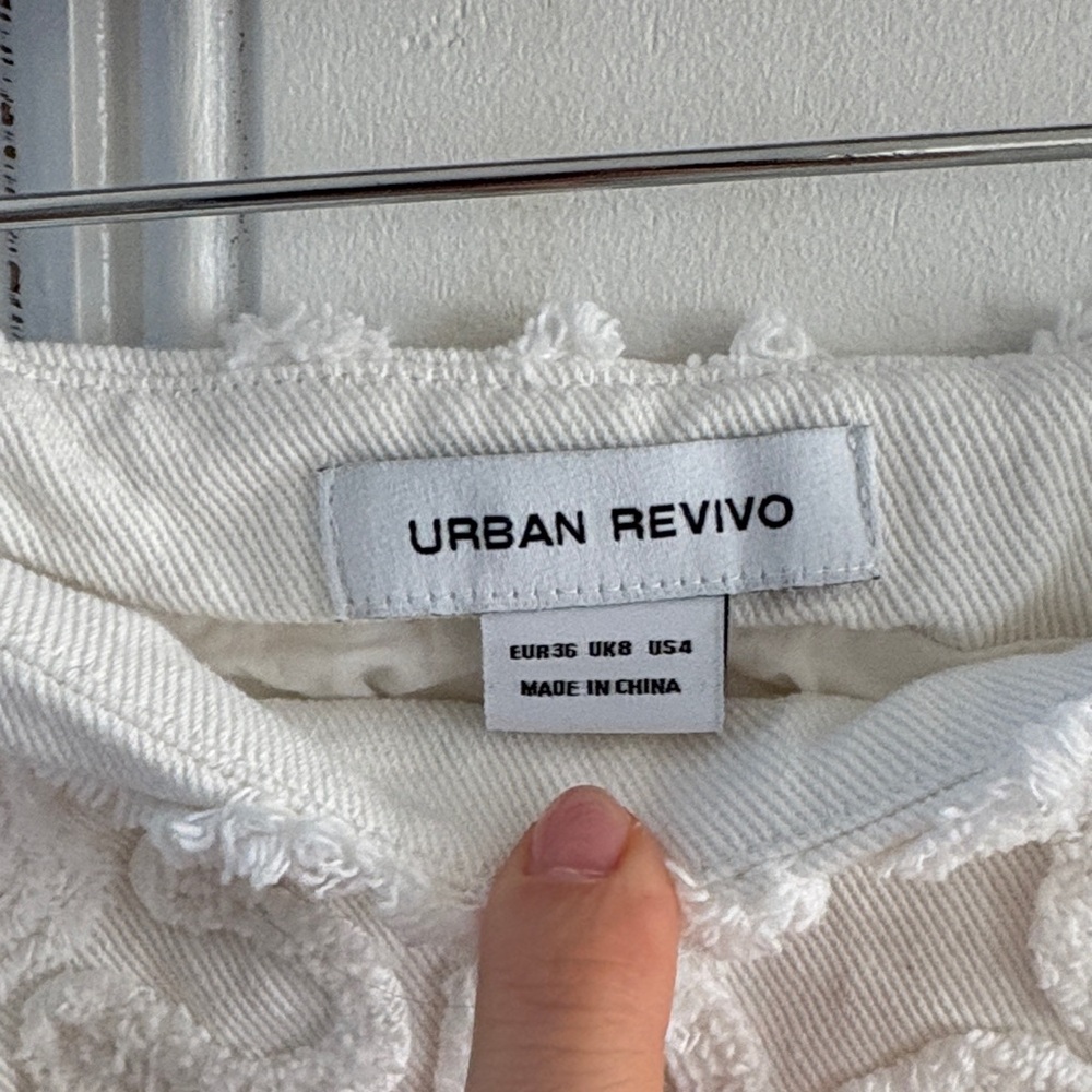 Textured white denim mini - Picture 3 of 3